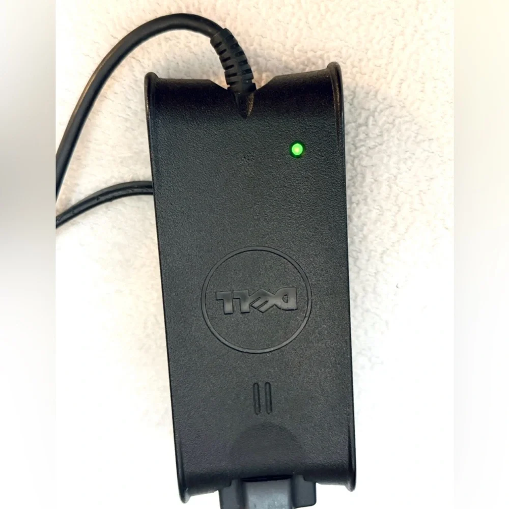 Dell 65W-AC Adapter Model NO. LA65NS0-00